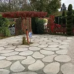 Proche St Emilion , Pause Quelque Part Au Jardin Des Erables Et Des Niwakis 게스트하우스 Saint-Medard-de-Guizieres