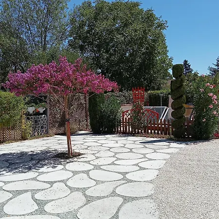 Affittacamere Pause Quelque Part Au Jardin Des érables Et Des Niwakis
