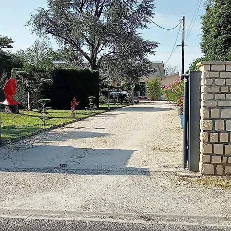 Pause Quelque Part Au Jardin Des Erables Et Des Niwakis شقة *