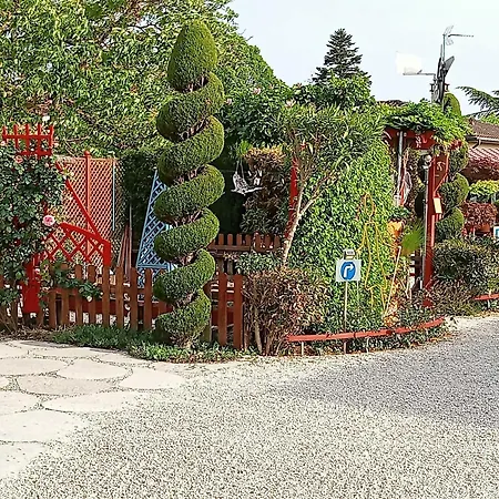 Proche St Emilion , Pause Quelque Part Au Jardin Des Erables Et Des Niwakis Πανσιόν Saint-Medard-de-Guizieres