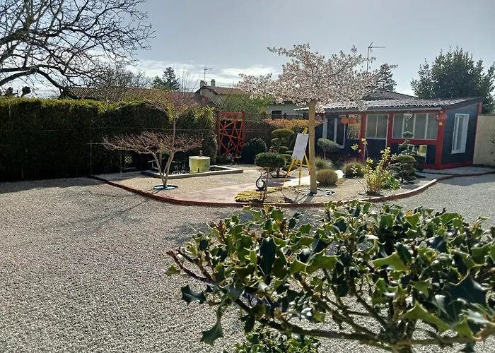 Proche St Emilion , Pause Quelque Part Au Jardin Des Erables Et Des Niwakis 4* Saint-Medard-de-Guizieres